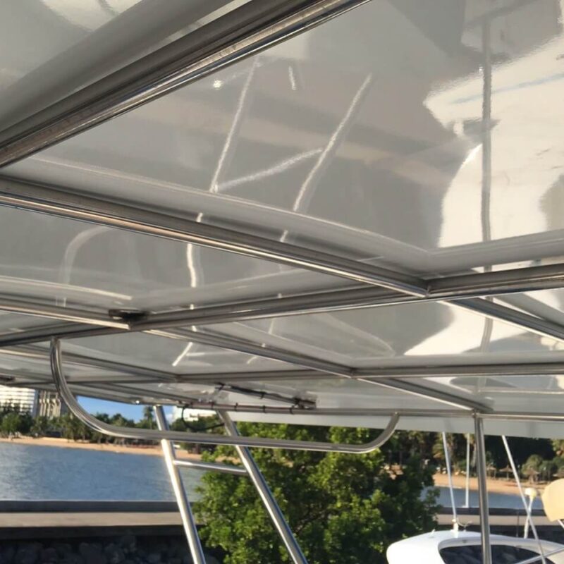 Buy custommade boat hardtops